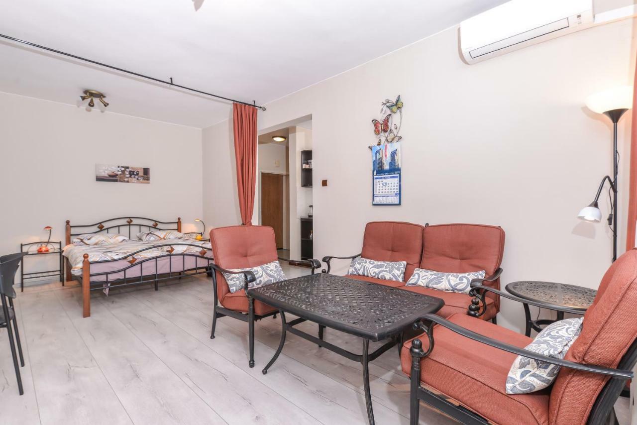 Visit Sofia Macedonia Square Central Apartment By Flat Mаnager Zewnętrze zdjęcie